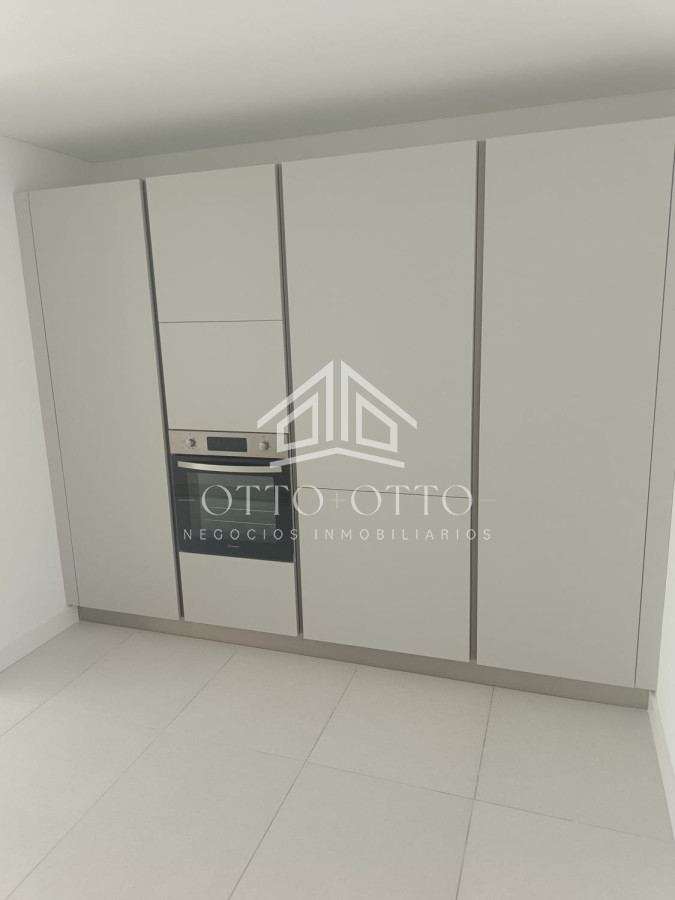Apartamento ID.28628 - Apartamento en venta 3 dormitorios en Punta Del Este