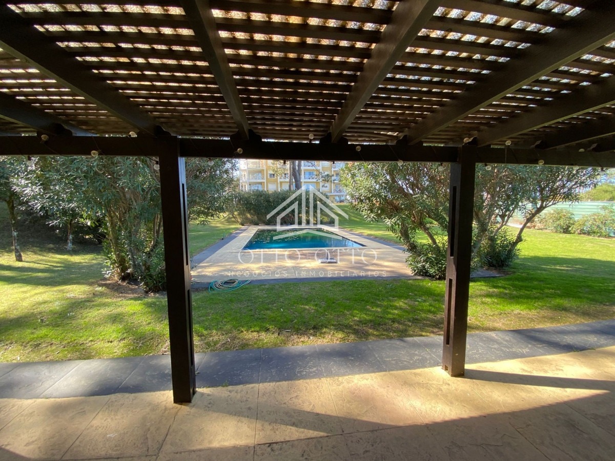 Apartamento ID.24957 - HERMOSO APARTAMENTO DOS DORMITORIOS EN BRAVA