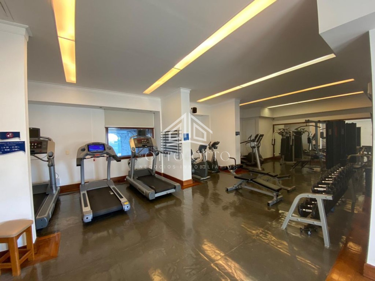 Apartamento ID.28459 - Lujoso apartamento en venta en Millenium Tower de Punta del Este frente al mar.