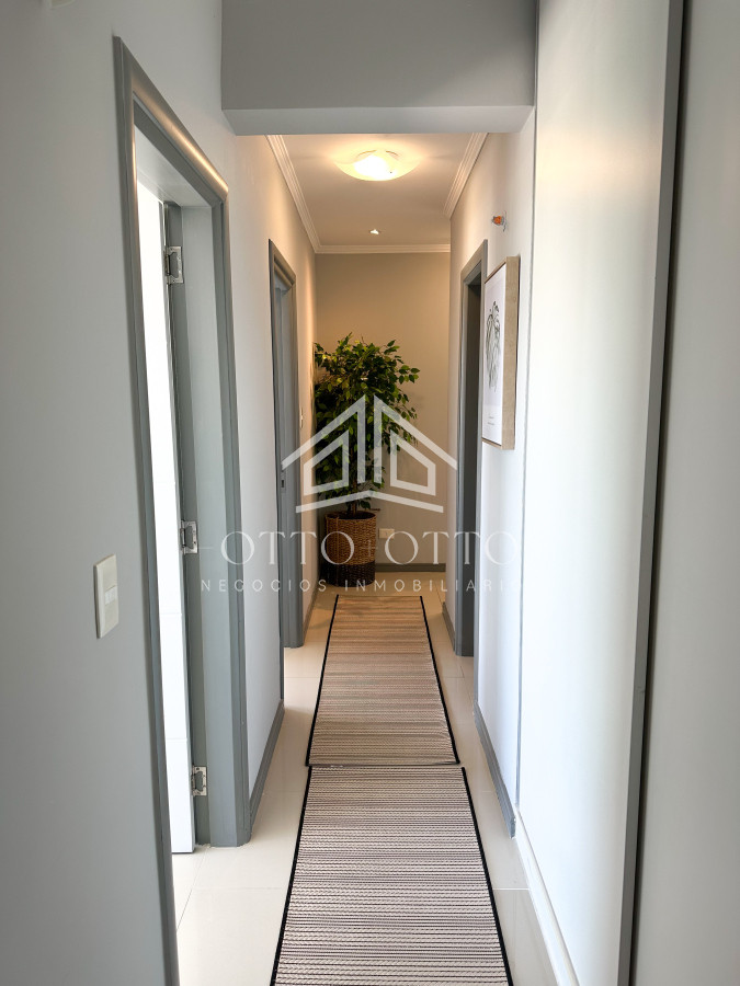 Apartamento ID.28526 - Penthouse en Venta de 3 Dormitorios en Punta del Este