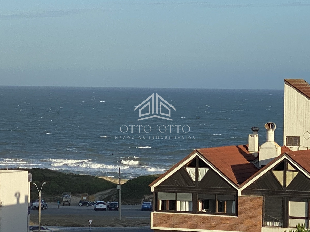 Apartamento ID.26568 - Apartamento en venta con 4 dormitorios en Punta del Este