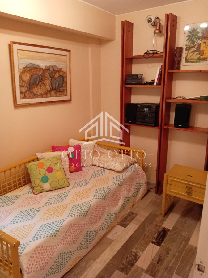 Apartamento ID.10206 - APARTAMENTO DE 3 DORMITORIOS EN ALQUILER ANUAL