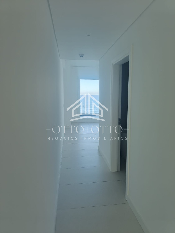 Apartamento ID.28628 - Apartamento en venta 3 dormitorios en Punta Del Este
