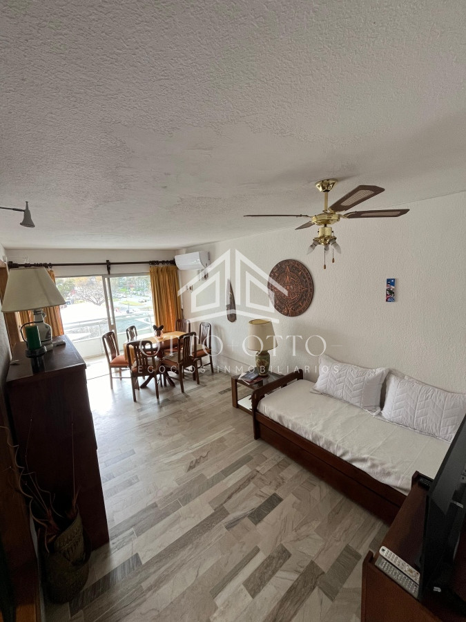 Apartamento ID.28080 - Apartamento 1 dormitorio en paradas