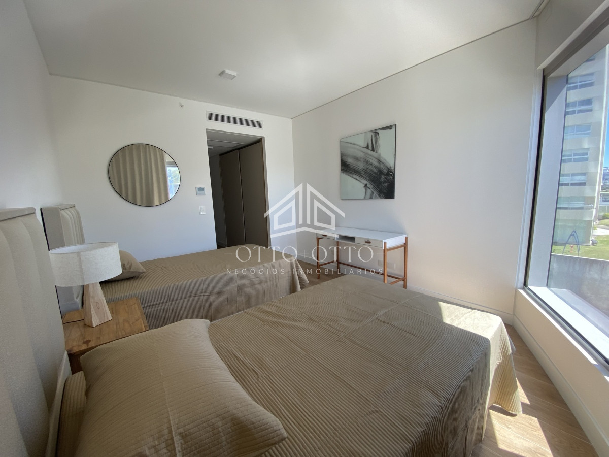 Apartamento ID.27358 - Apartamento de 2 dormitorios en venta, Punta del Este TRUMP TOWER