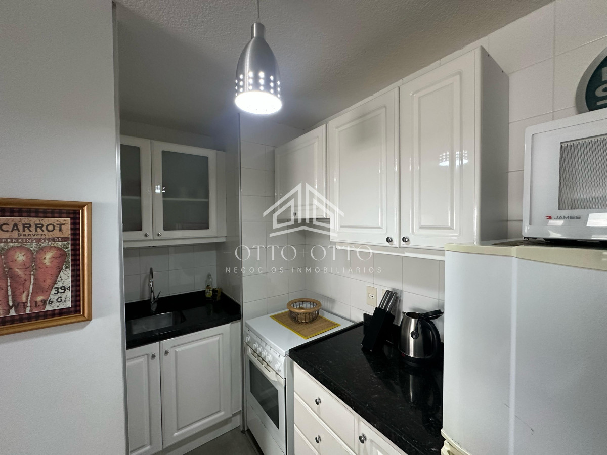 Apartamento ID.10734 - Venta apartamento un dormitorio punta del este Mansa edificio Palm Beach