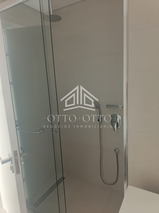 Apartamento ID.28628 - Apartamento en venta 3 dormitorios en Punta Del Este
