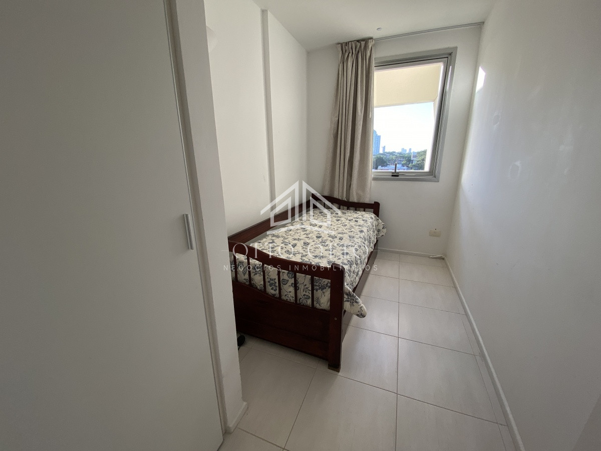 Apartamento ID.26568 - Apartamento en venta con 4 dormitorios en Punta del Este