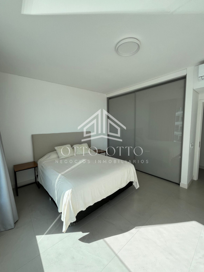 Apartamento ID.28446 - VENTA APARTAMENTO CUATRO DORMITORIOS PLAYA BRAVA PUNTA DEL ESTE