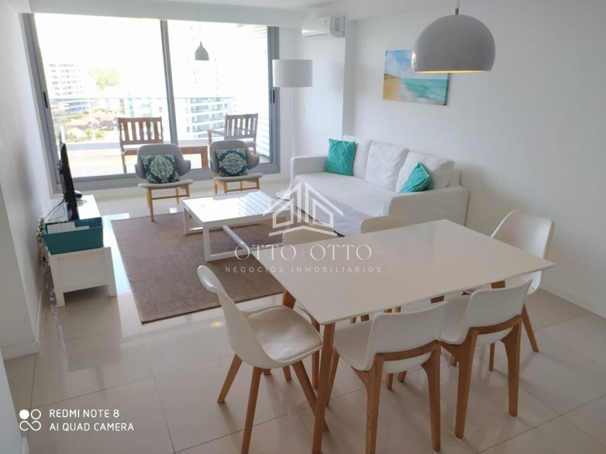 Apartamento ID.567 - Venta apartamento tres dormitorios punta del este edificio torre esmeralda