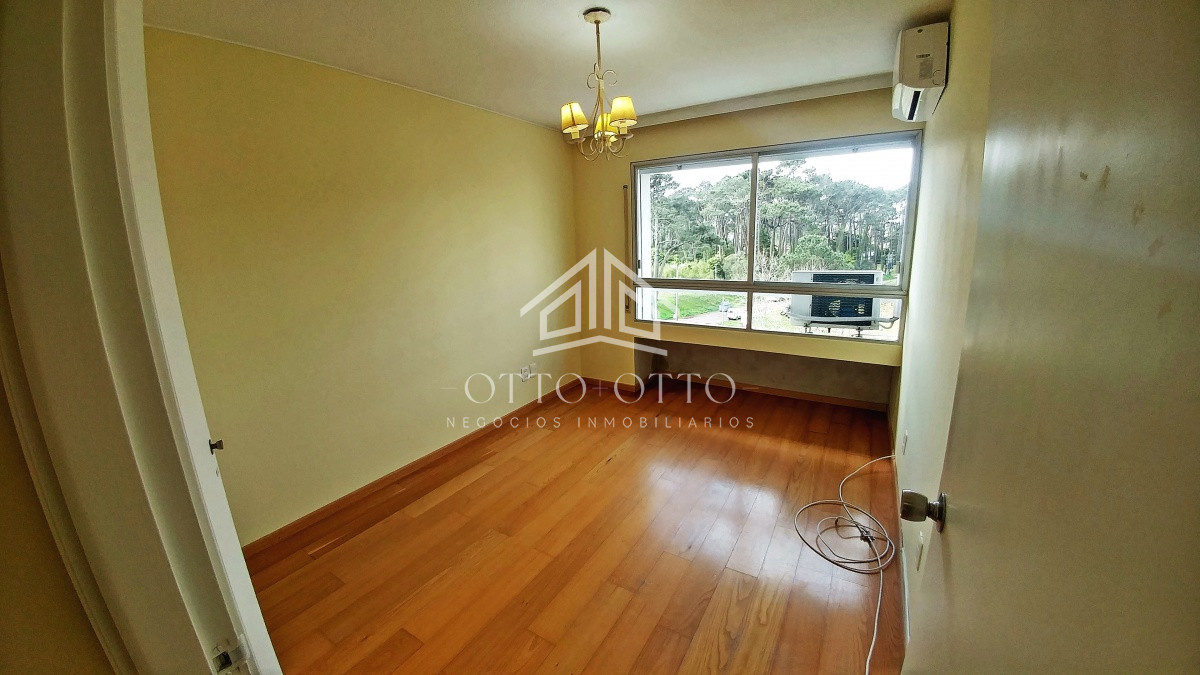 Apartamento ID.11161 - Se Vende Apartamento en Roosevelt, Punta del Este, 2 dormitorios! 