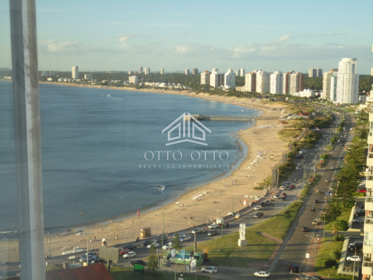 Apartamento ID.11857 - Apartamento en Peninsula de Punta del Este! 3 dormitorios! 
