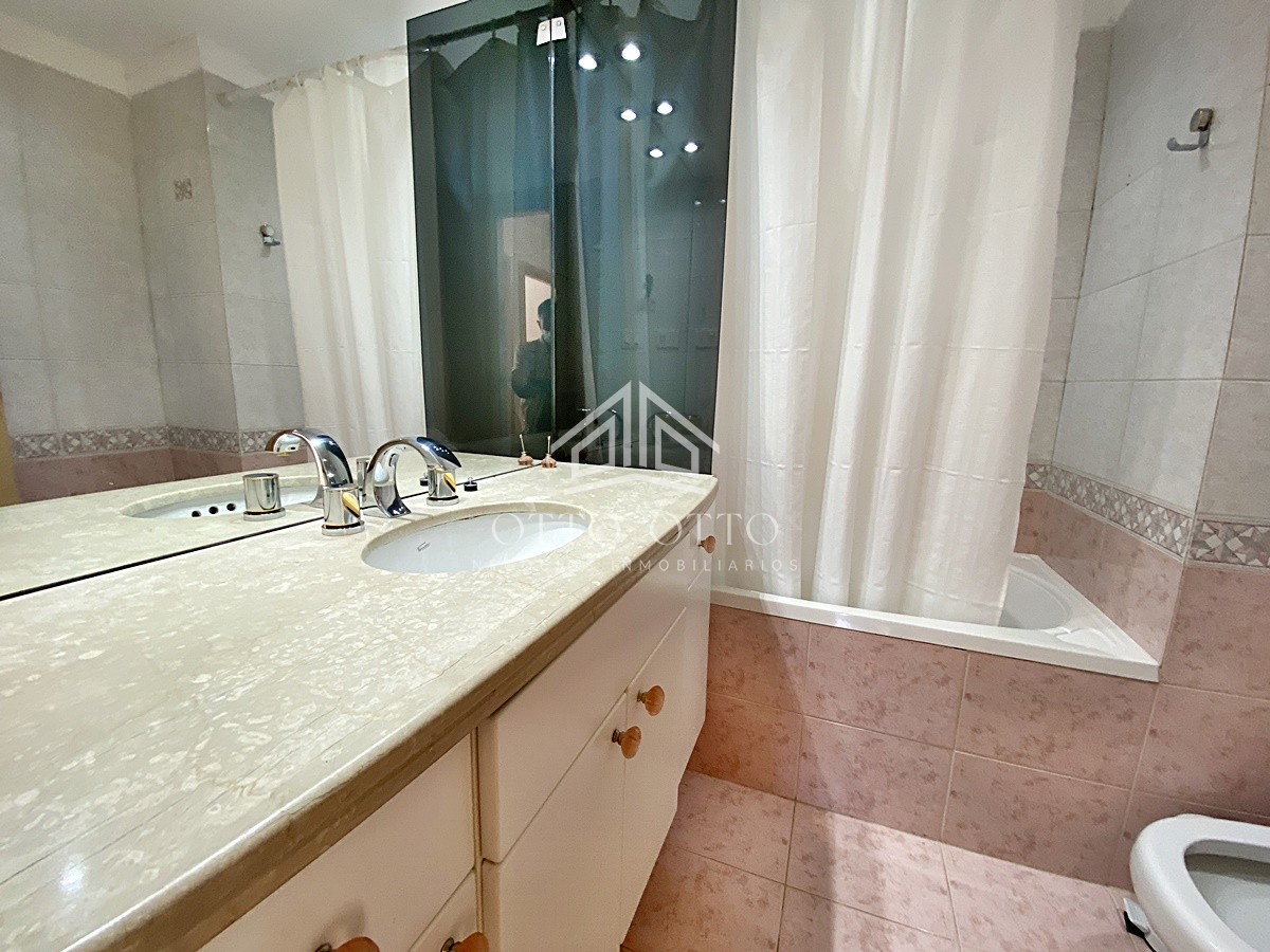 Apartamento ID.10825 - Gran Pent House en primera fila