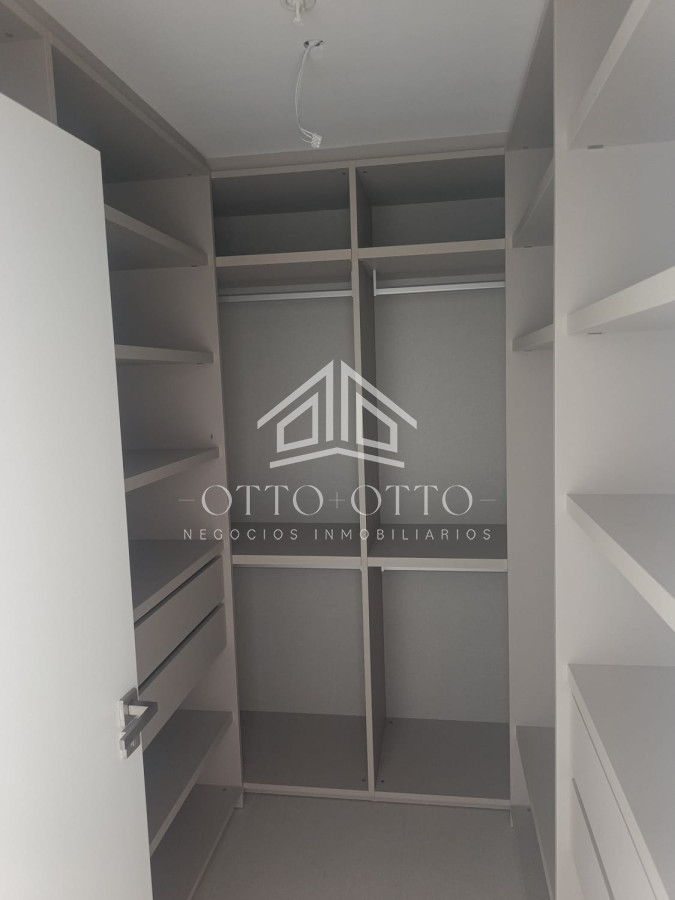 Apartamento ID.28628 - Apartamento en venta 3 dormitorios en Punta Del Este