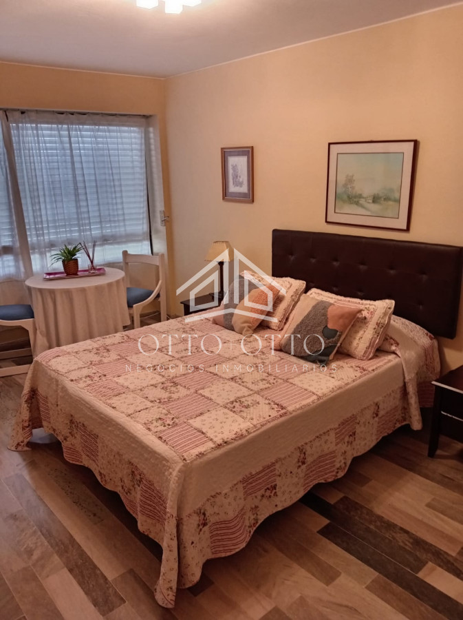 Apartamento ID.10206 - APARTAMENTO DE 3 DORMITORIOS EN ALQUILER ANUAL