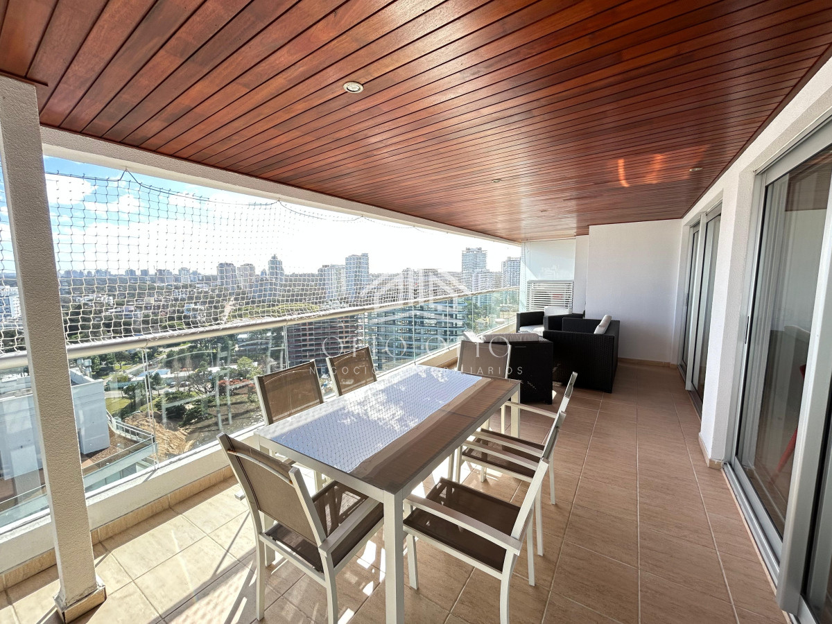 Brava - GoPunta - Portal Inmobiliario de Punta del Este - Maldonado