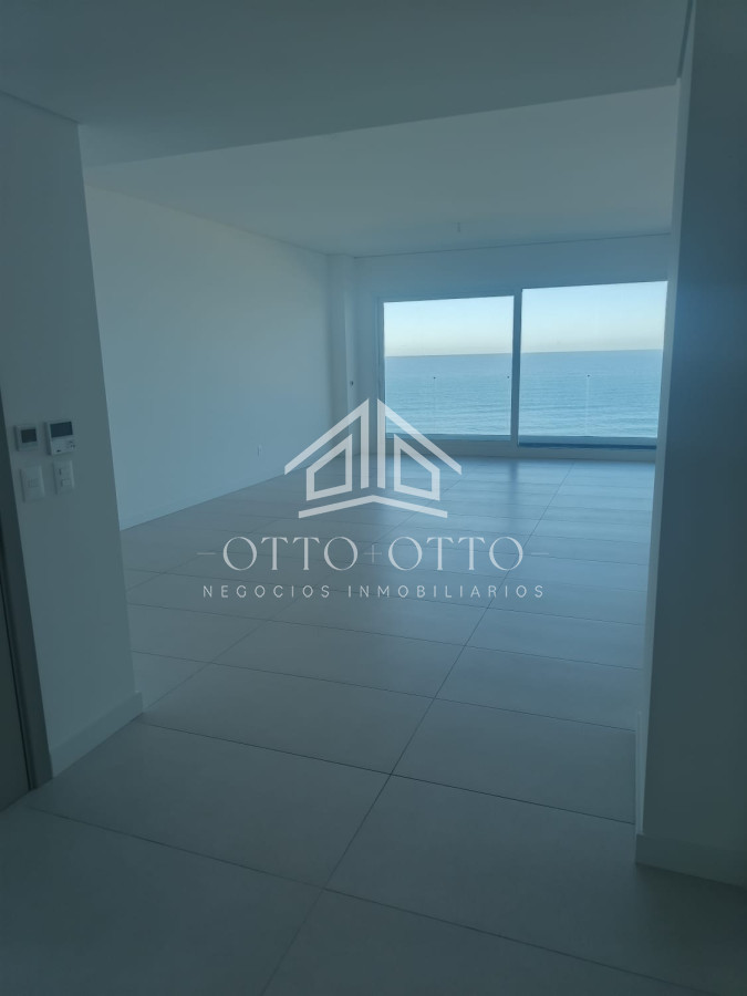 Apartamento ID.28628 - Apartamento en venta 3 dormitorios en Punta Del Este