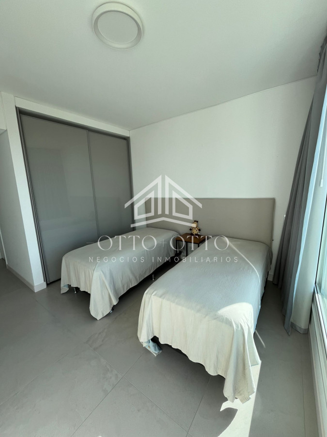 Apartamento ID.28446 - VENTA APARTAMENTO CUATRO DORMITORIOS PLAYA BRAVA PUNTA DEL ESTE