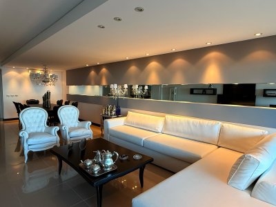 Apartamento de lujo en venta Playa Brava 3 dormitorios