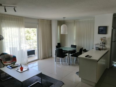 MODERNO APARTAMENTO ALQUILER TEMPORARIO