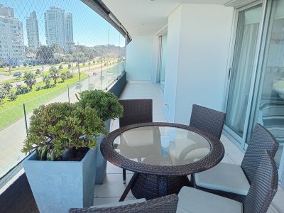 Apartamento en venta  3 dormitorios zona Mansa 