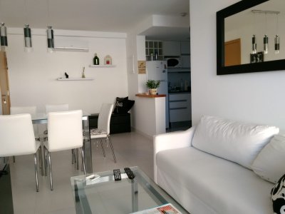 APARTAMENTO EN VENTA 1 DORMITORIO TORRE BELLAGIO PUNTA DEL ESTE