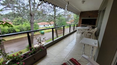 Comodo departamento a pasos de Mansa