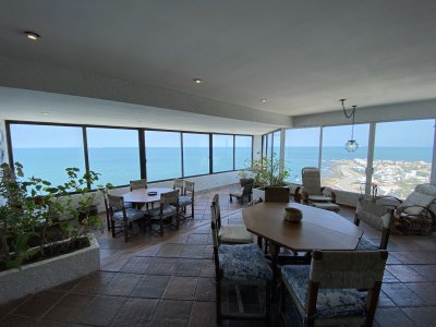 Venta apartamento 3 dormitorios Peninsula Punta del Este