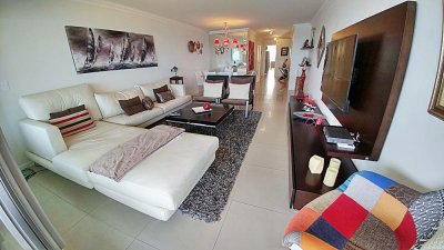 Apartamento en Punta del Este, Brava