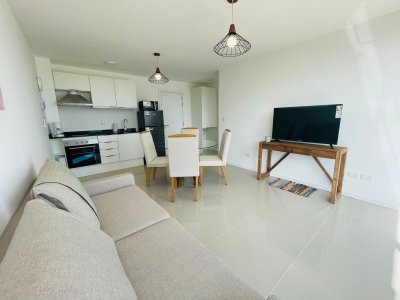 Apartamento en Alquiler anual Roosevelt 1 dormitorio