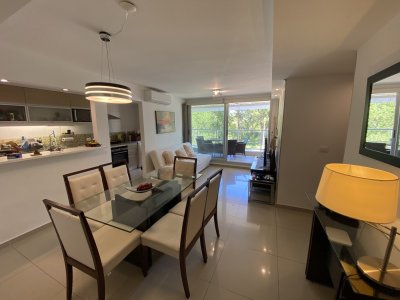 Apartamento en venta 2 dormitorios,  2 baños .Roosevelt Punta del Este 