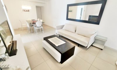 Botavara 2 dormitorios en Edificio con servicios!!!