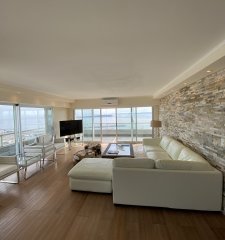 Espectacular Penthouse en Alquiler y venta Fte al puerto