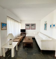 Apartamento en venta primera linea playa brava de 4 dormitorios