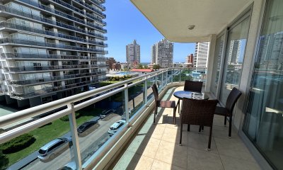 Venta apartamento un dormitorio punta del este edificio Sol y Luna 2
