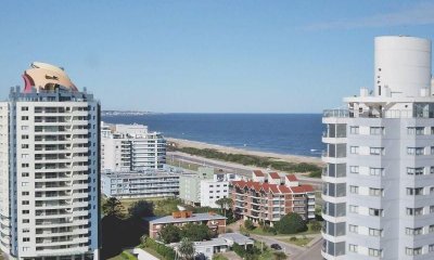 Apartamento en venta Playa Brava 3 dormitorios