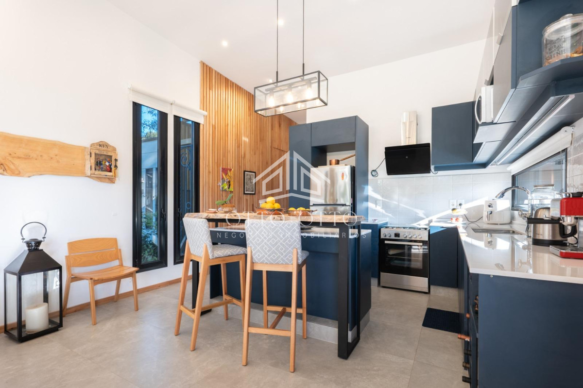Casa ID.28048 - CASA  ALQUILER BARRIO  MARLEY 