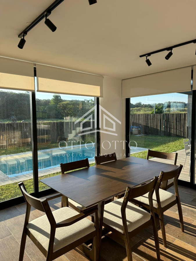 Casa ID.25135 - Venta casa tres dormitorios Punta ballena