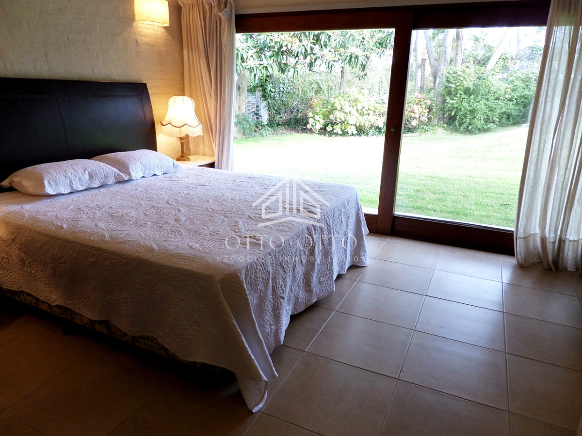 Casa ID.21163 - Casa en Barrio Cantegril
