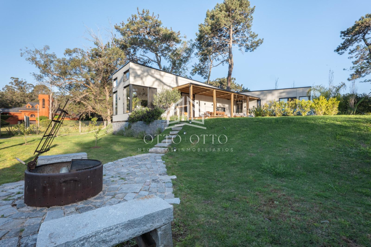 Casa ID.28048 - CASA  ALQUILER BARRIO  MARLEY 