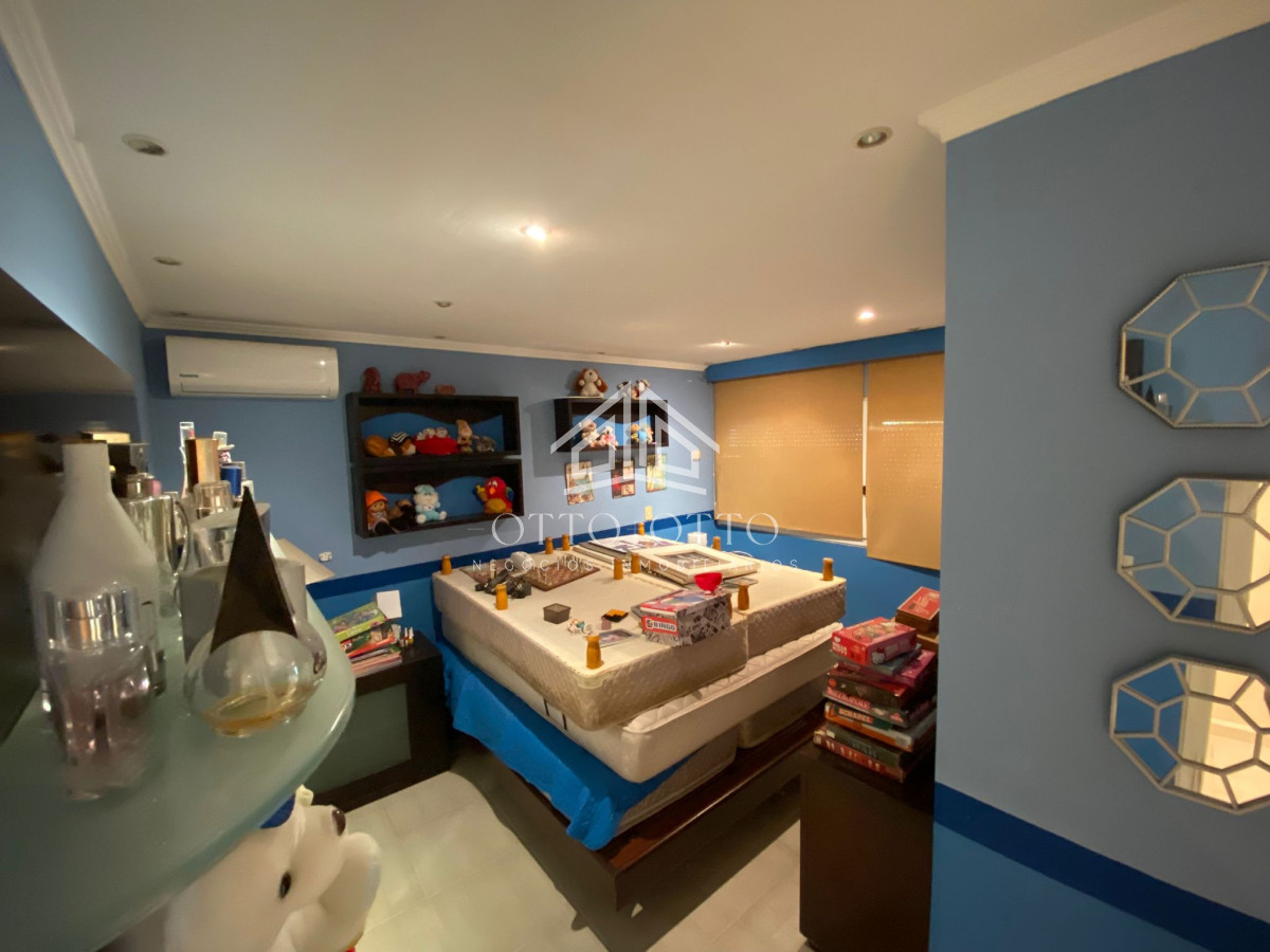 Casa ID.4392 - Casa en venta Lugano 5 dormitorios