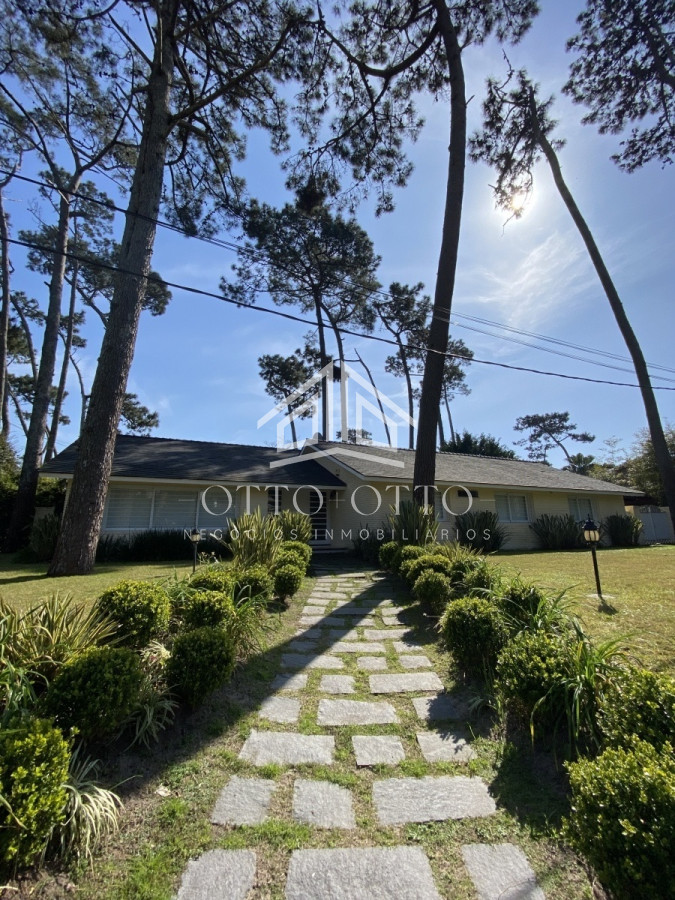 Casa ID.1029 - IMPORTANTE CASA EN ALQUILER TEMPORAL Y VENTA