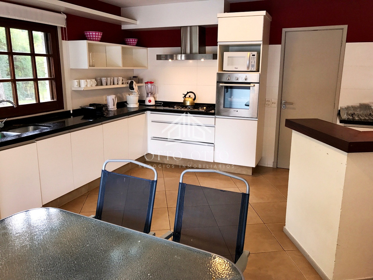 Casa ID.21163 - Casa en Barrio Cantegril