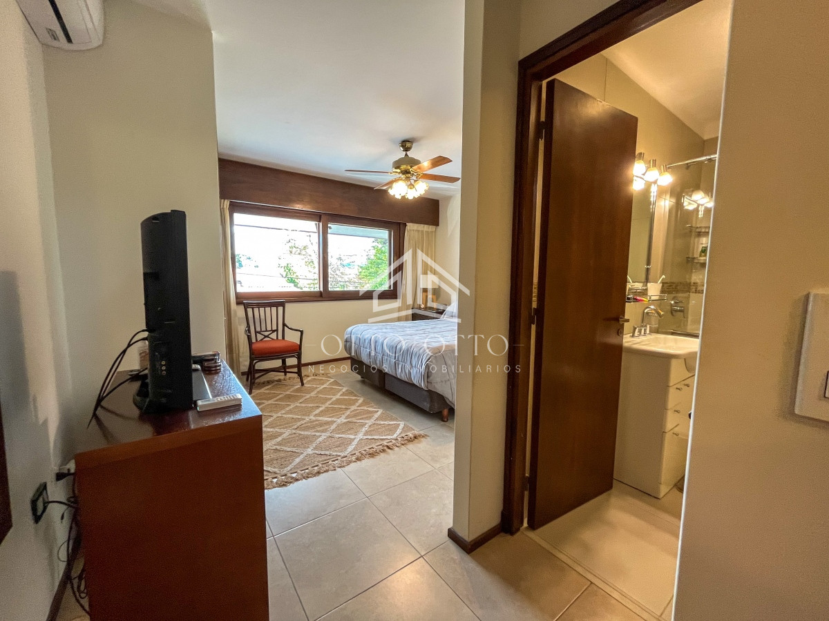 Casa ID.27009 - Casa en venta en Playa Mansa Punta del Este 