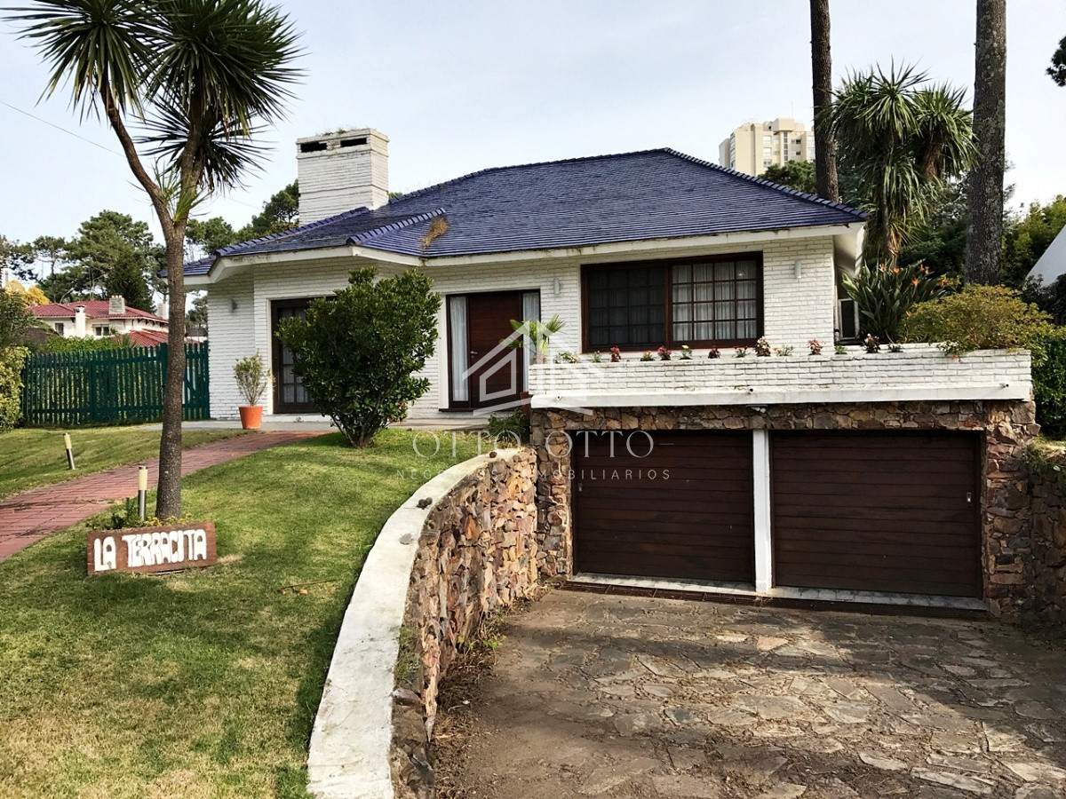 Casa ID.21163 - Casa en Barrio Cantegril