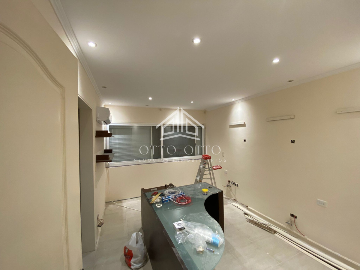Casa ID.4392 - Casa en venta Lugano 5 dormitorios