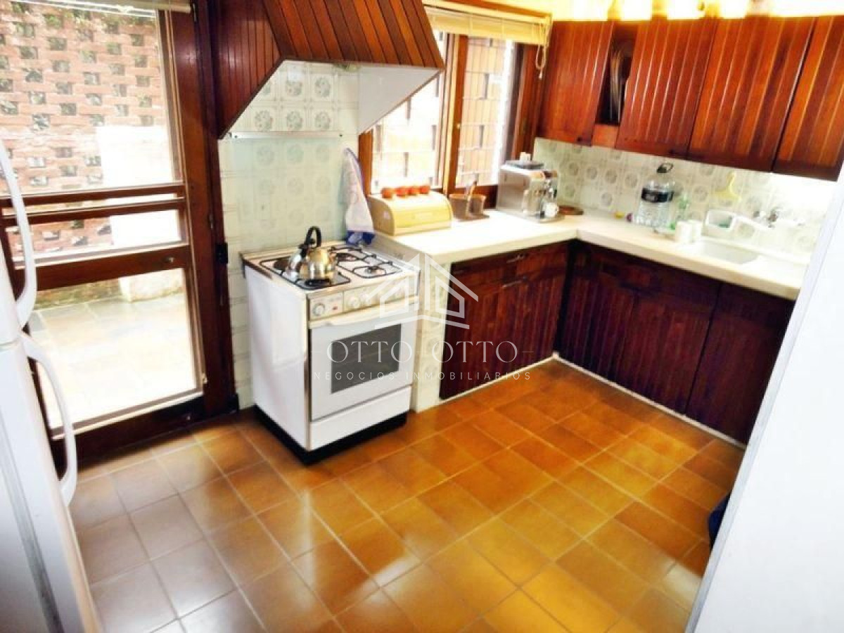 Casa ID.102 - Casa en venta Playa Mansa 3 dormitorios