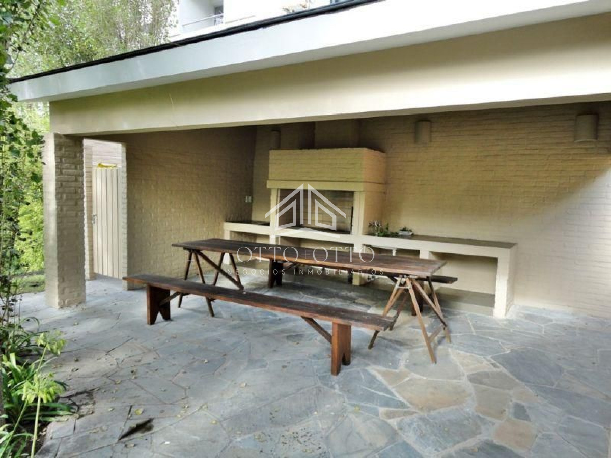 Casa ID.36 - Casa en venta y alquiler temporario Playa Mansa primera fila 4 dormitorios