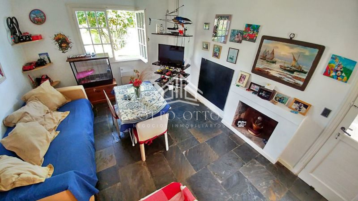 Casa ID.4431 - Casa en venta Playa Mansa  7 dormitorios 