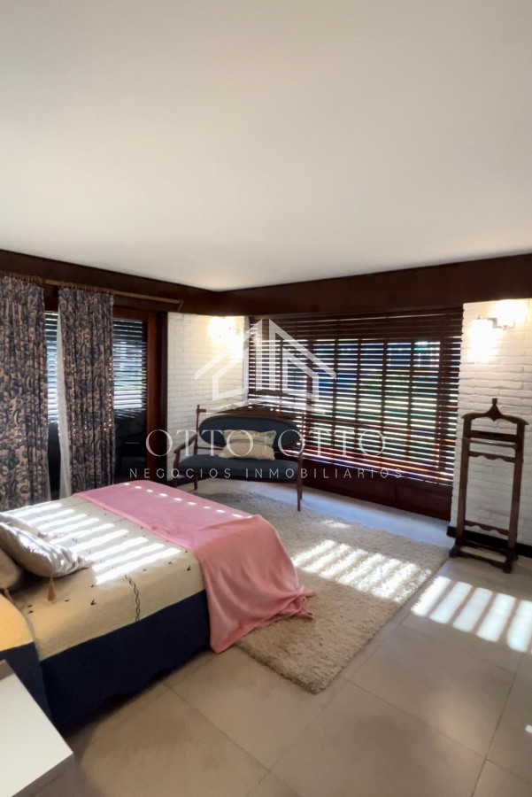 Casa ID.24091 - Hermosa casa en venta en Punta del Este, a 50mts del Mar, Mansa 